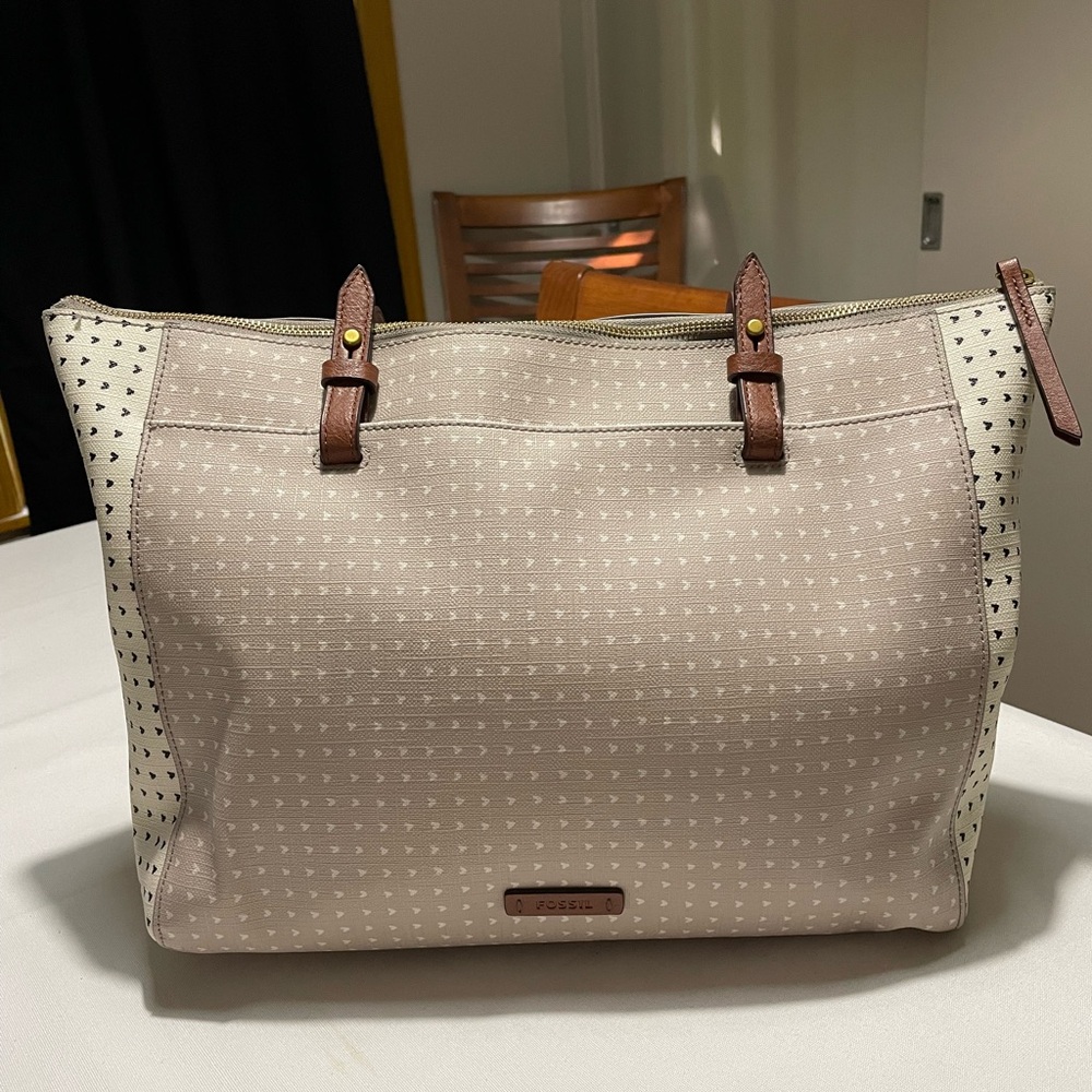 Fossil Shoulder Bag - Beige, White & Black w/ Brown Leather Details